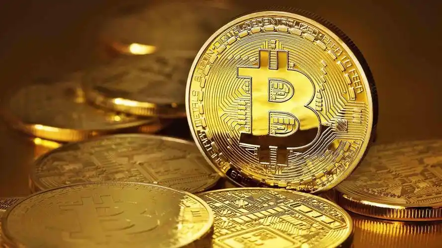 Overview of a wind-powered mining farm