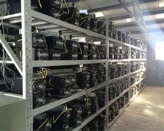 Bitcoin mining farm adapting hardware amid rising electricity costs in Germany 2025